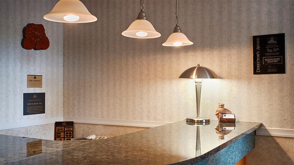 U-Bar Motel Canistota 내부 사진