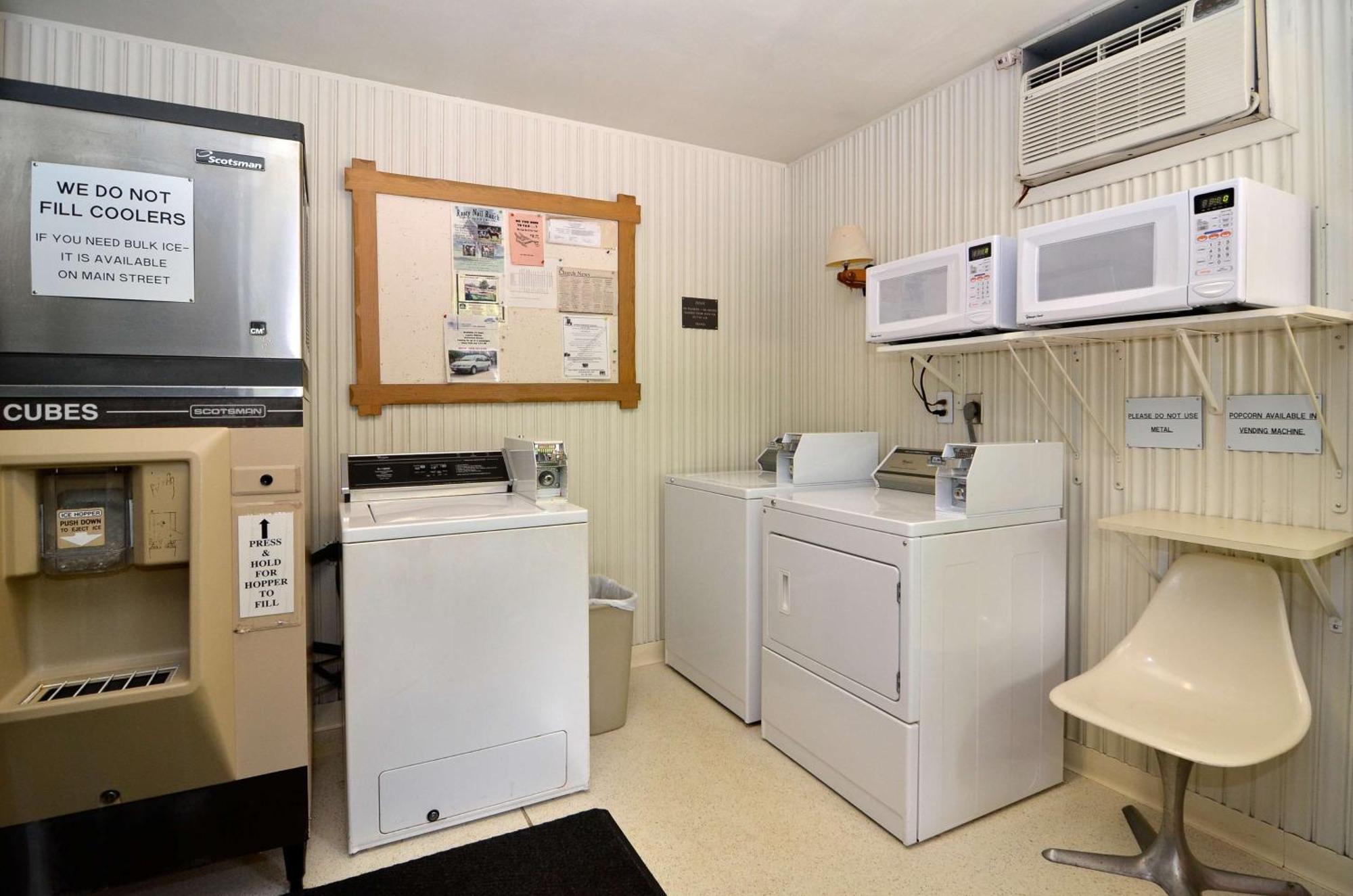 U-Bar Motel Canistota 외부 사진